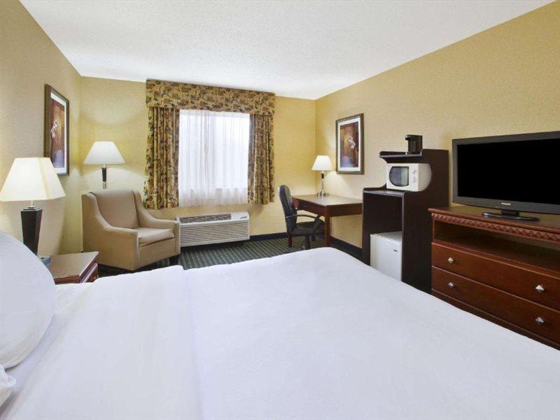 Quality Inn Marshall Near I-69 Zewnętrze zdjęcie