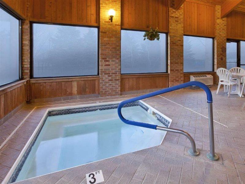 Quality Inn Marshall Near I-69 Zewnętrze zdjęcie