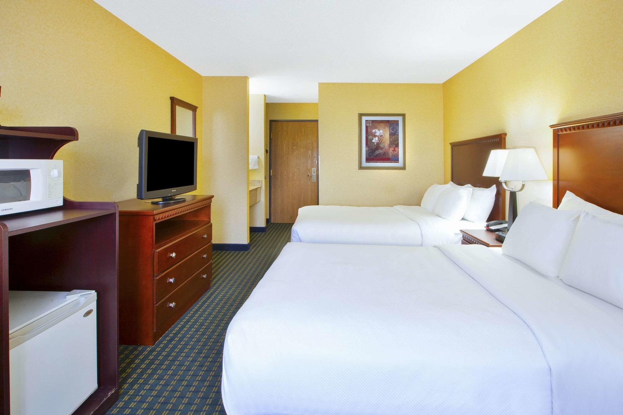 Quality Inn Marshall Near I-69 Zewnętrze zdjęcie