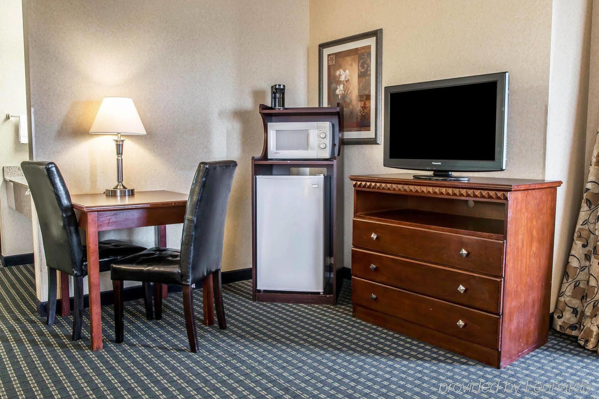 Quality Inn Marshall Near I-69 Zewnętrze zdjęcie