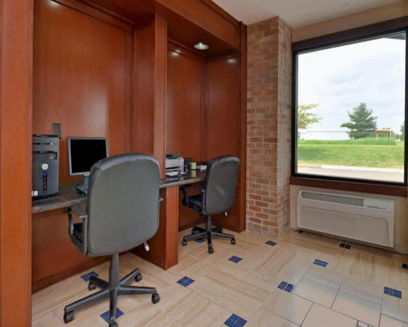 Quality Inn Marshall Near I-69 Zewnętrze zdjęcie